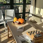 فيلة Orange Garden