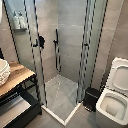 Orange Garden Himare