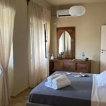 Orange Garden Villa *